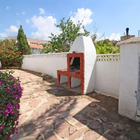 Sleeps 7 With Pool And Wifi Villa Casas de Torrat